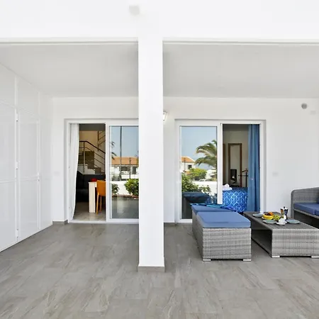 Hermoso Apartamento: Piscina Climatizada, A/c, Wifi - Es-347-47 *